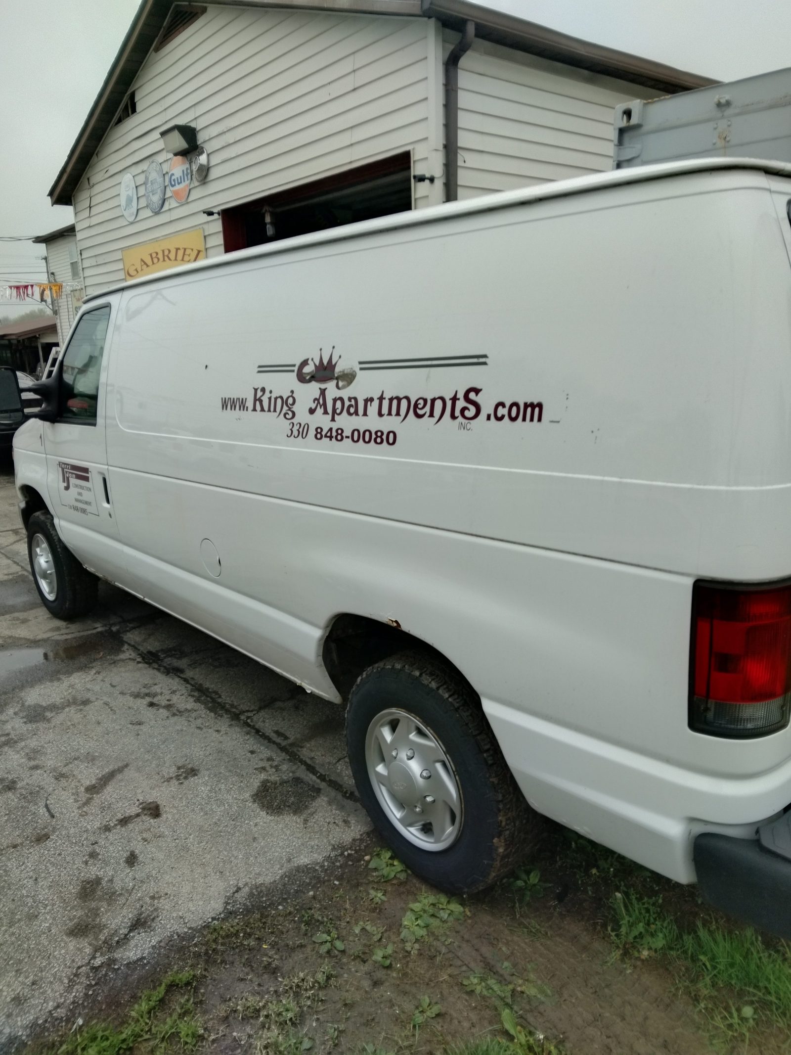 2012 Ford E-150 photo